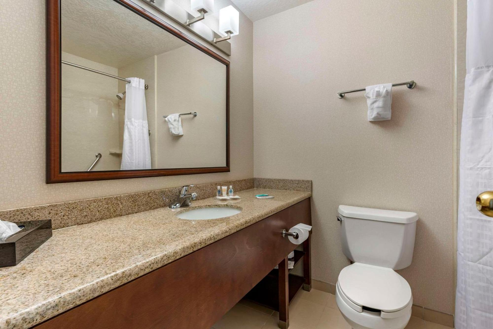 Comfort Inn & Suites Near Fallon Naval Air Station Kültér fotó