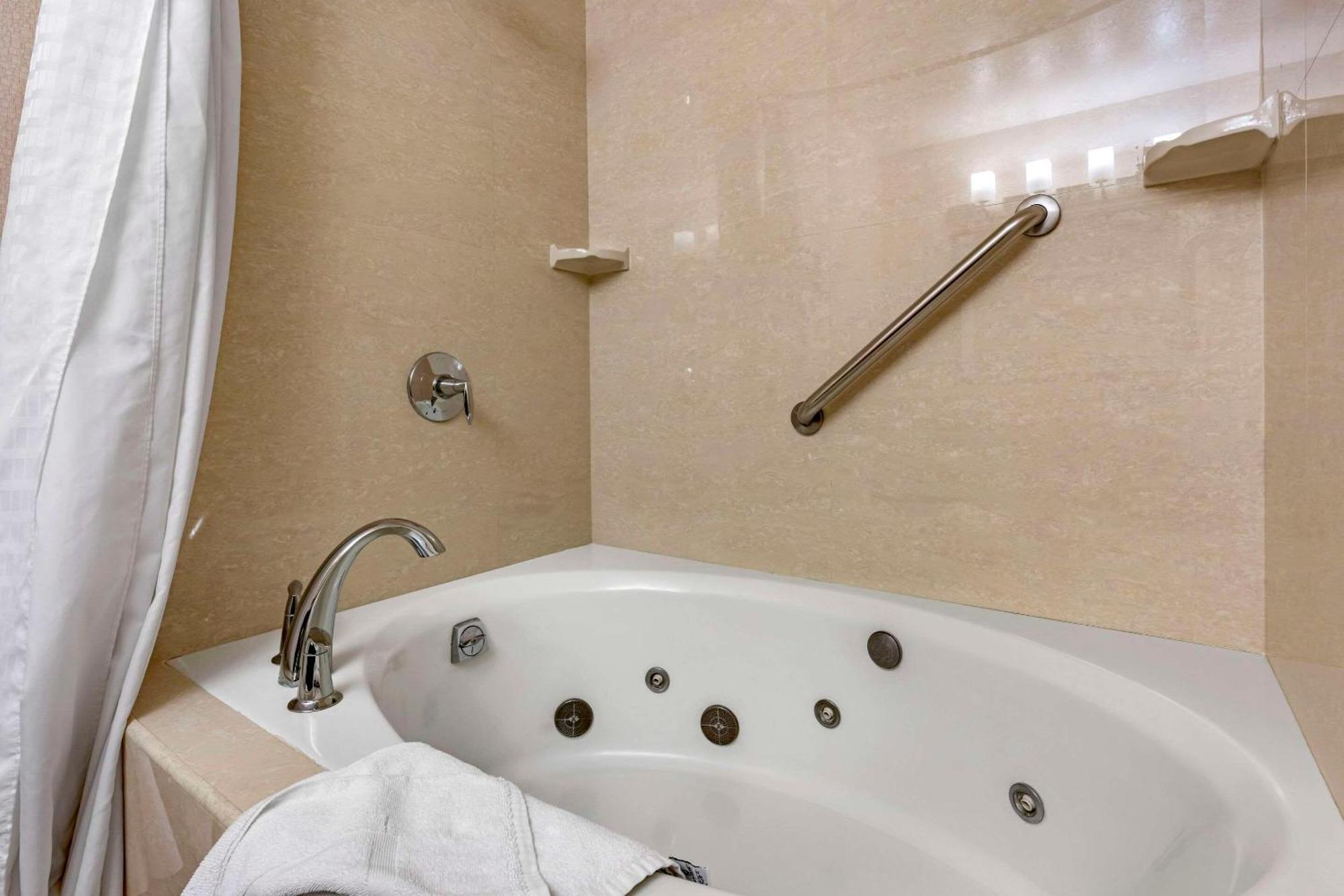 Comfort Inn & Suites Near Fallon Naval Air Station Kültér fotó