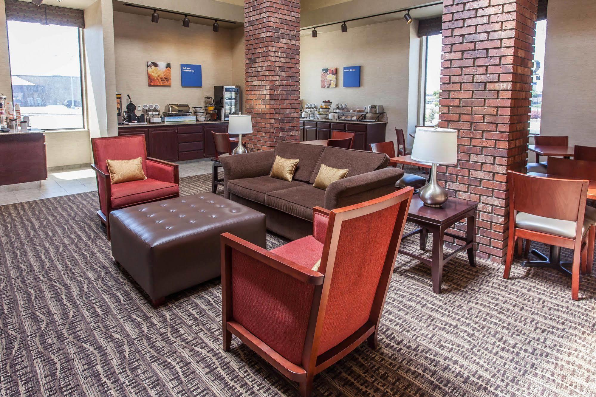 Comfort Inn & Suites Near Fallon Naval Air Station Kültér fotó