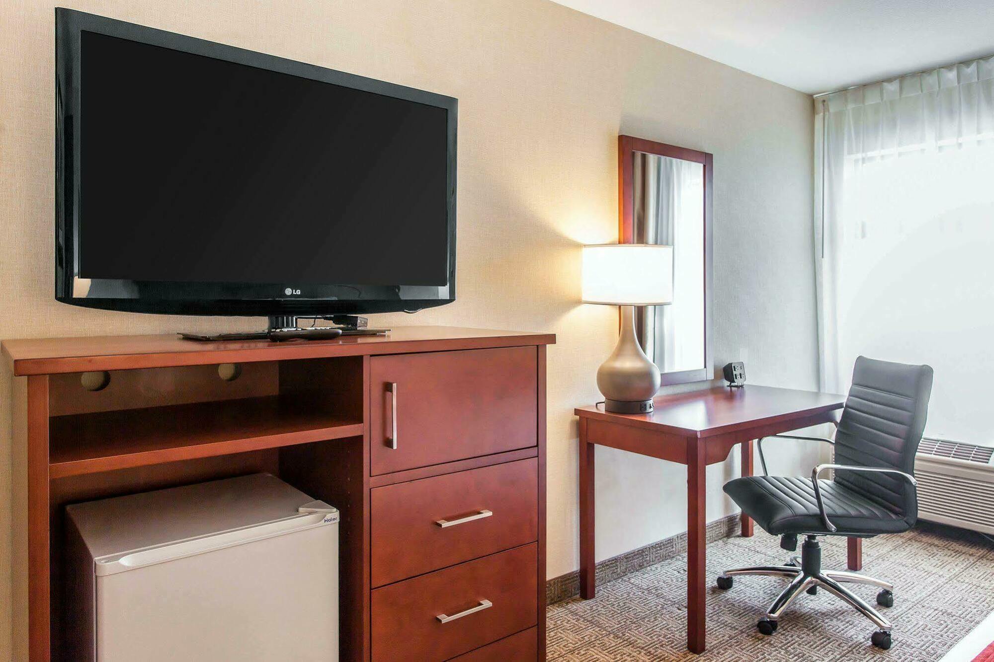 Comfort Inn & Suites Near Fallon Naval Air Station Kültér fotó